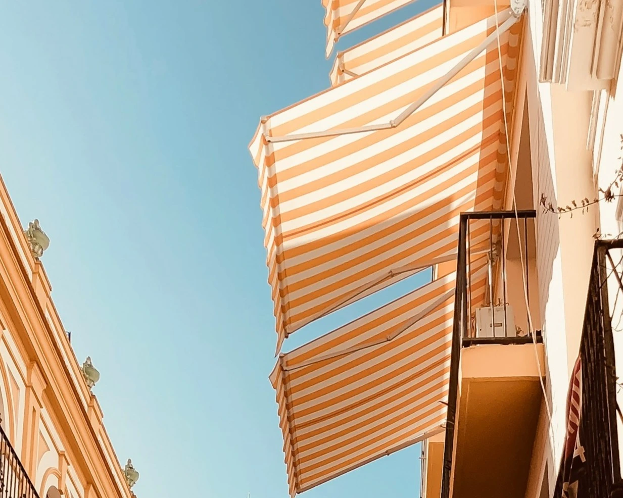 Qui peut changer la toile d'un store banne